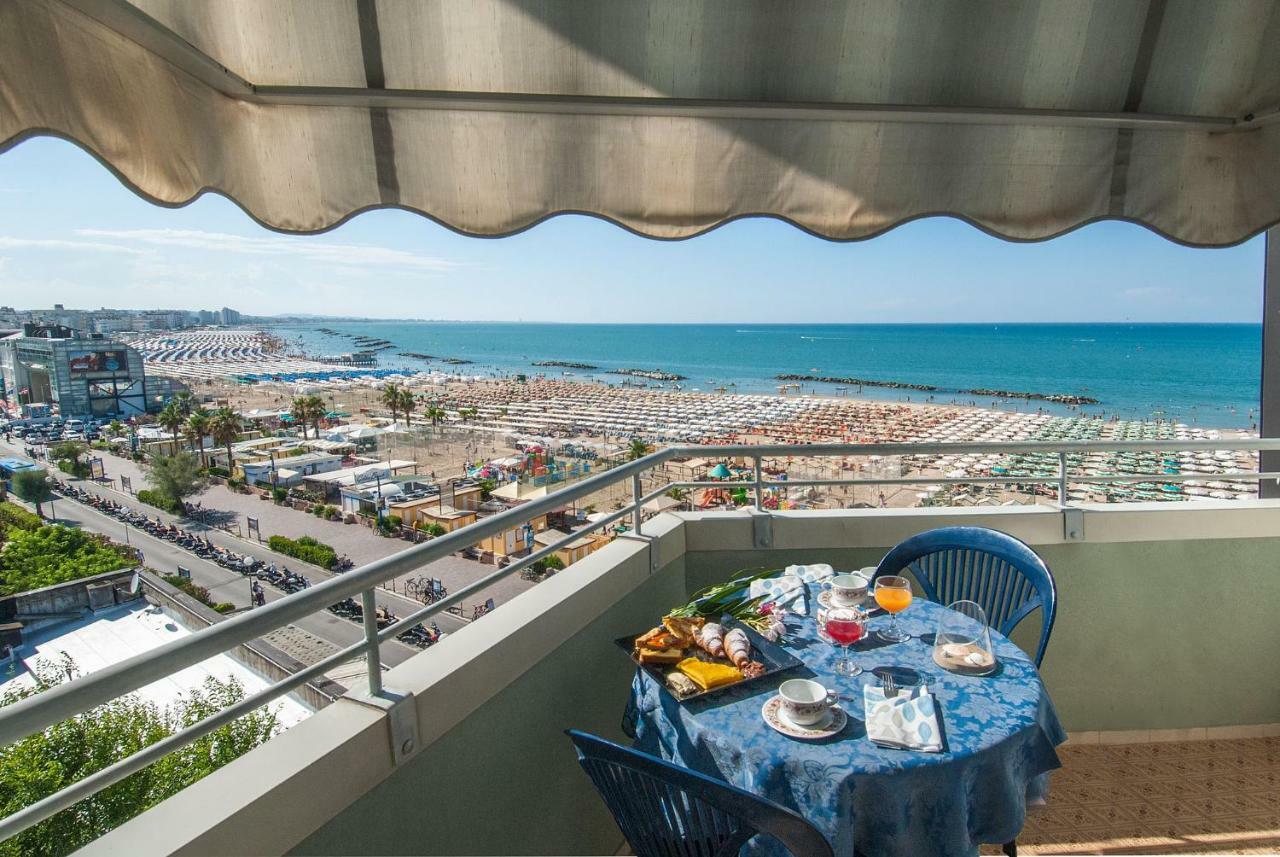 Hotel Nettuno Cattolica Buitenkant foto