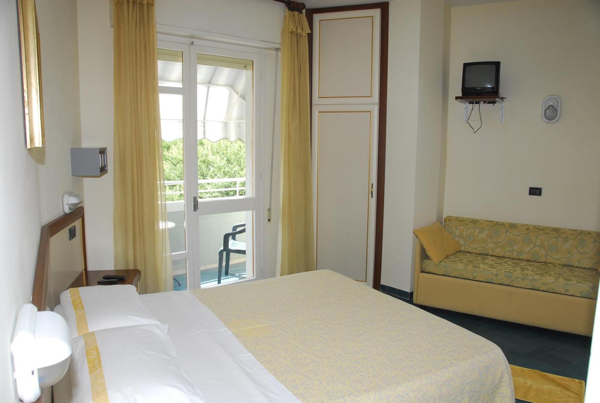 Hotel Nettuno Cattolica Buitenkant foto